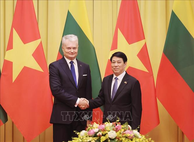Chủ tịch nước Lương Cường hội đàm với Tổng thống Cộng hòa Litva