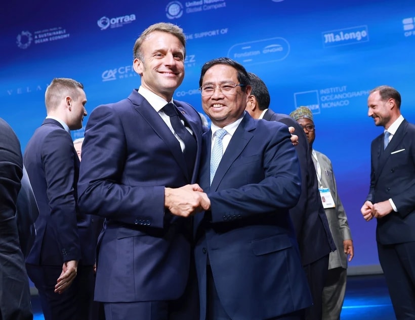 Thủ tướng Chính phủ Phạm Minh Chính đã hội kiến Tổng thống Pháp Emmanuel Macron